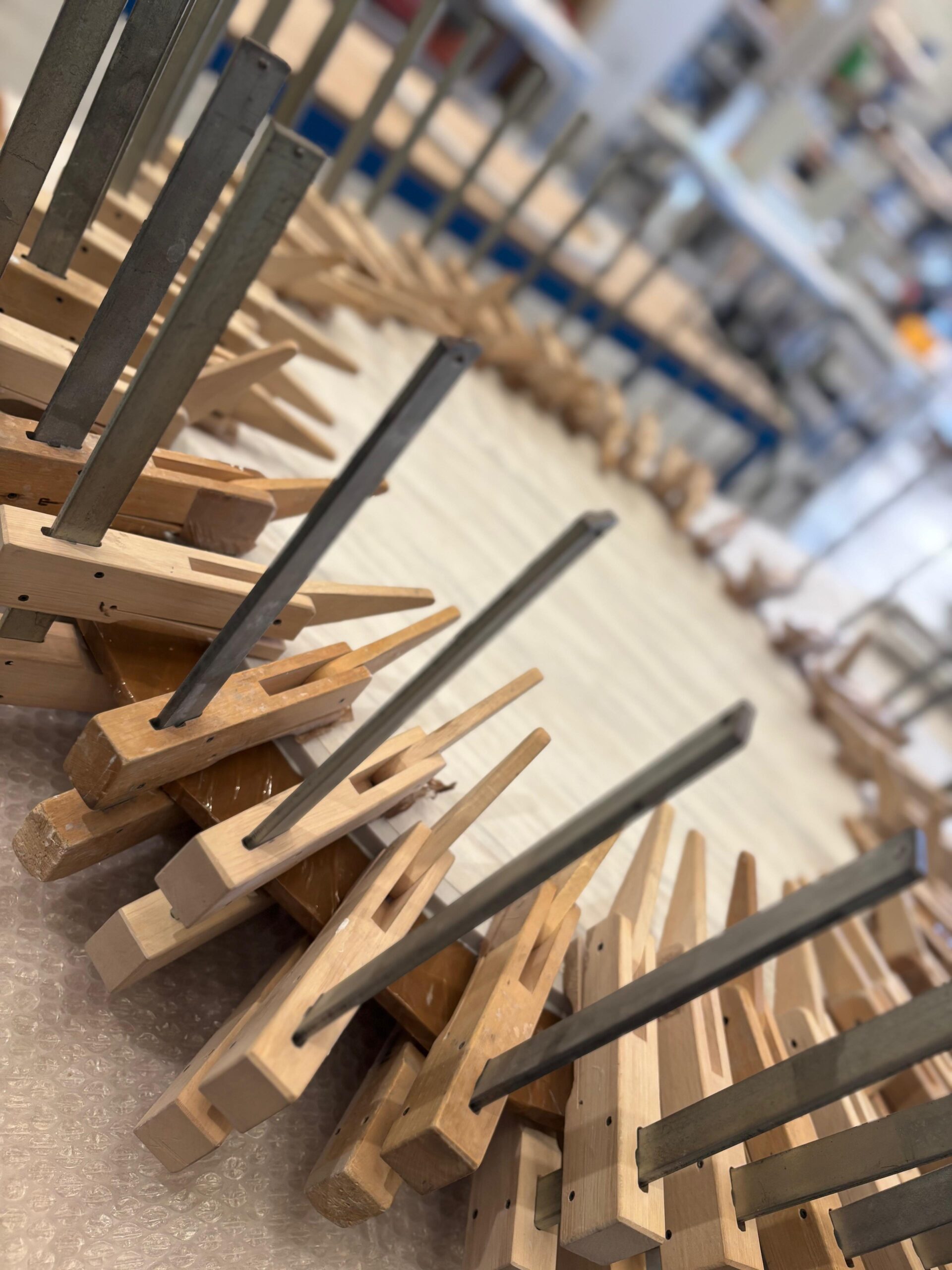 Finitura professionale su Corian e superfici tecniche Valmar Service